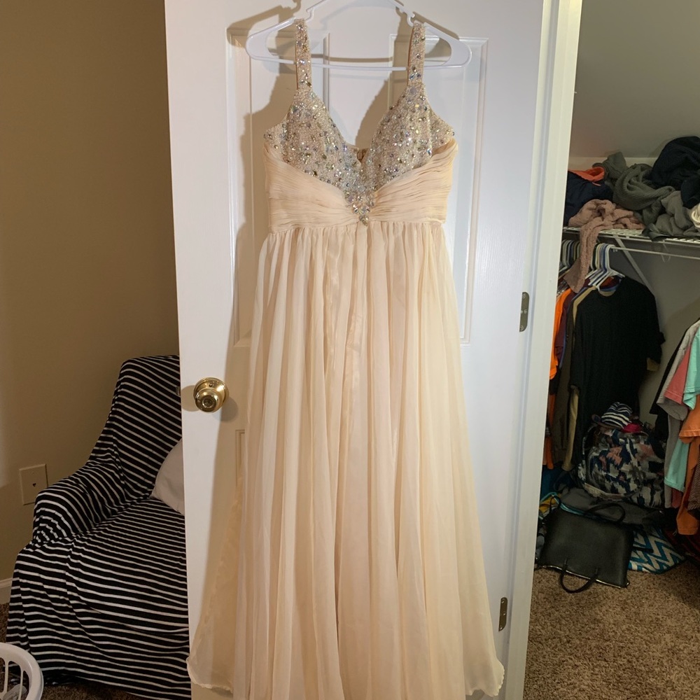 Prom Dress - Picture 2 of 7